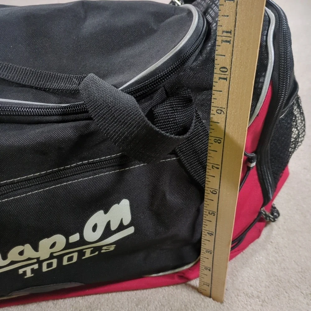 Snap-On Tools Duffle Style Gym Track Travel Bag Carry On Red/Black 20x10x10